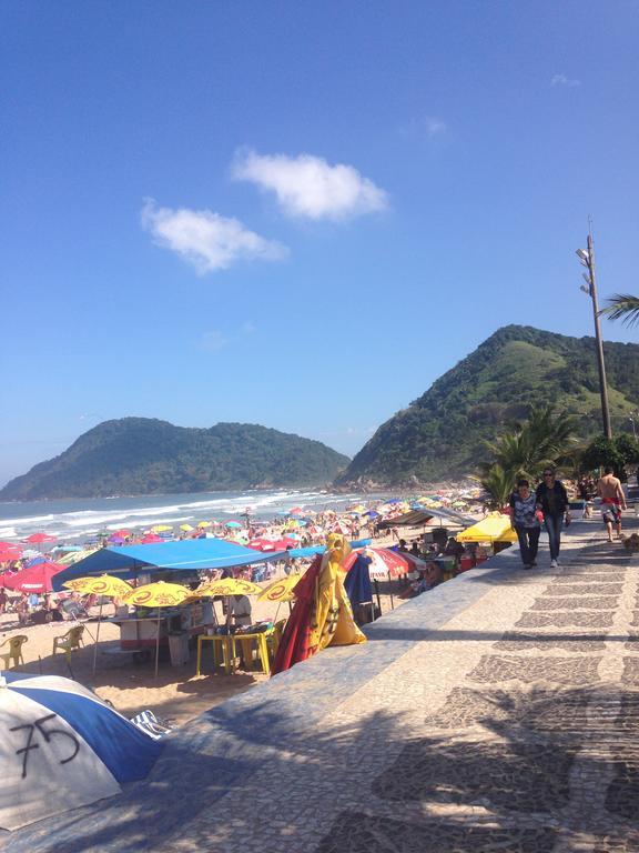 شقة Apto. Completo Praia Do Tombo - غوارويا المظهر الخارجي الصورة